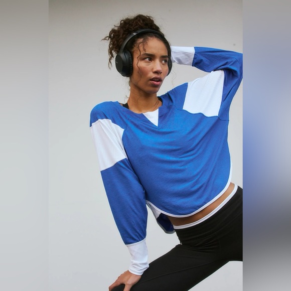 NWT FP Movement by Free People Spotlight Long Sleeve Layer - Athlete Blue Combo - Picture 3 of 8